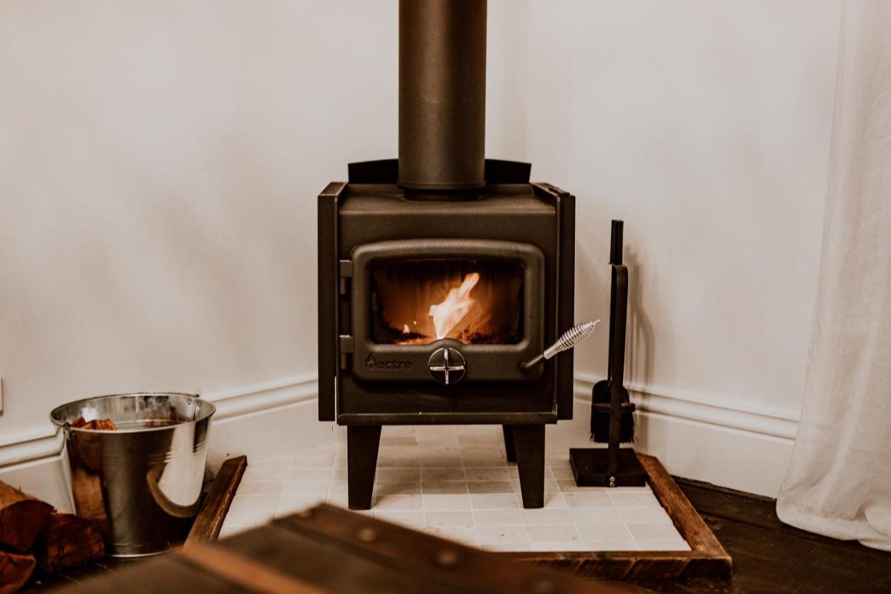 The Postman's - Hinterland Luxury * Montville